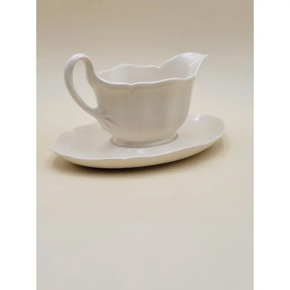 Wedgwood Queens Shape Ceramic Gravy Boat with Saucer White Scalloped Rim